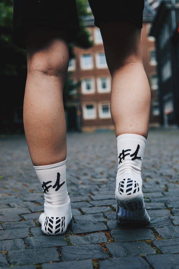 ONE GRIP WHITE｜足袋型グリップソックス – Hashtag One Japan