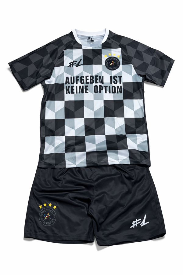 Hashtag One トレーニングウェア（上下セット）